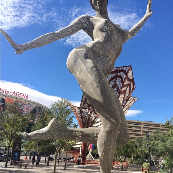 Meet your Posher, Brittany - Picture 5 of 10